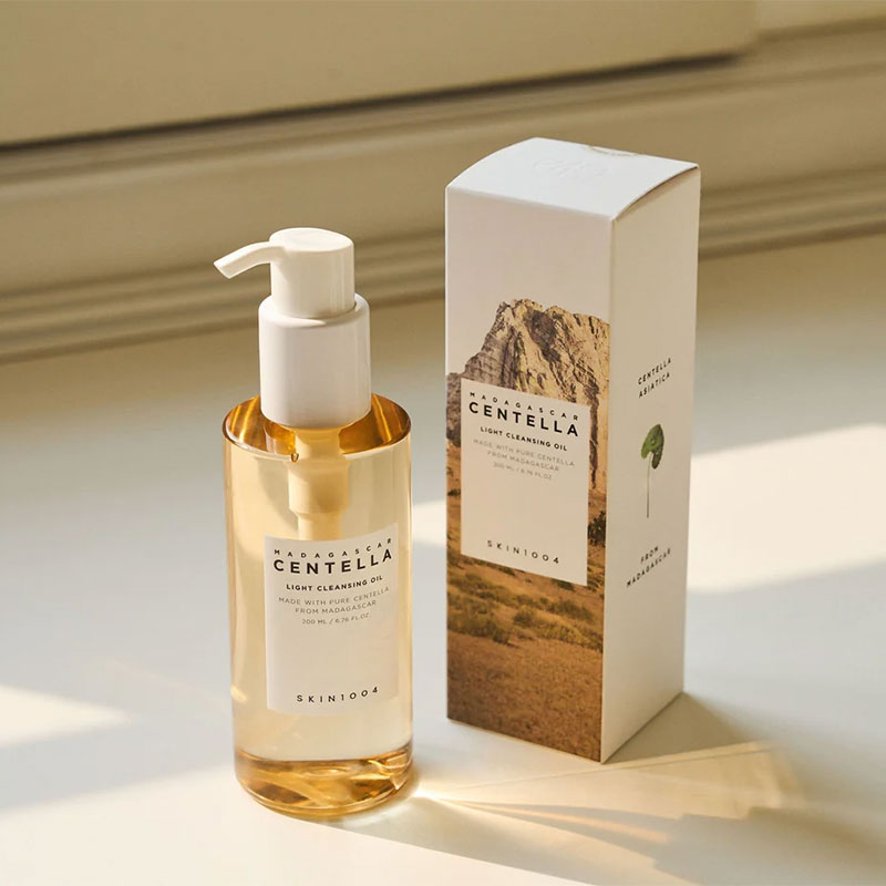 SKIN1004 Madagascar Centella Light Cleansing Oil