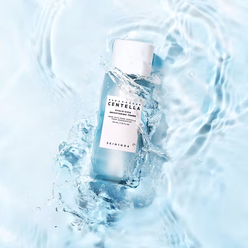 SKIN1004 Madagascar Centella Hyalu-Cica Brightening Toner (210ml)
